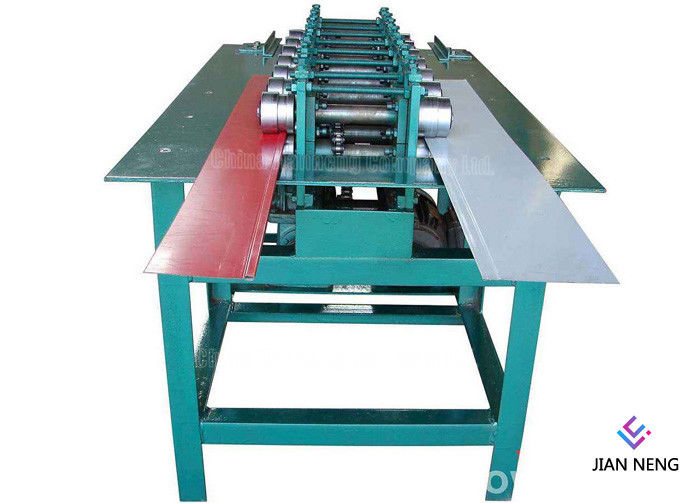 C Z formte die Gitter-Dach-Platten-Rolle, die das Maschinen-/Hydrauliksystem-Metalldach bildet, das Maschine bildet