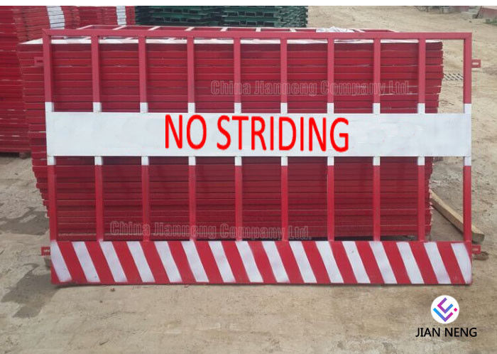 Vorübergehende Kantenschutz-Leitschienen-rote und weiße Farbe für Hochbau-Standorte